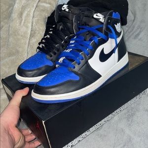 Air Jordan royal blues
